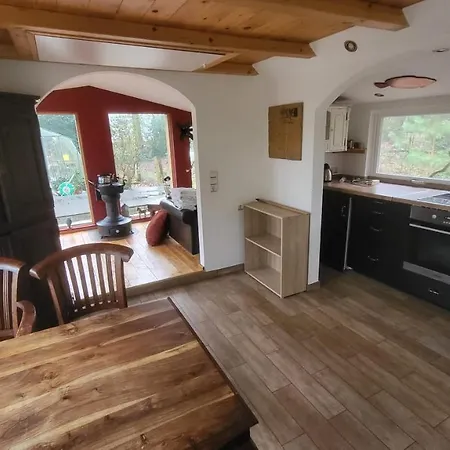 Дом отдыха Seychellen House *